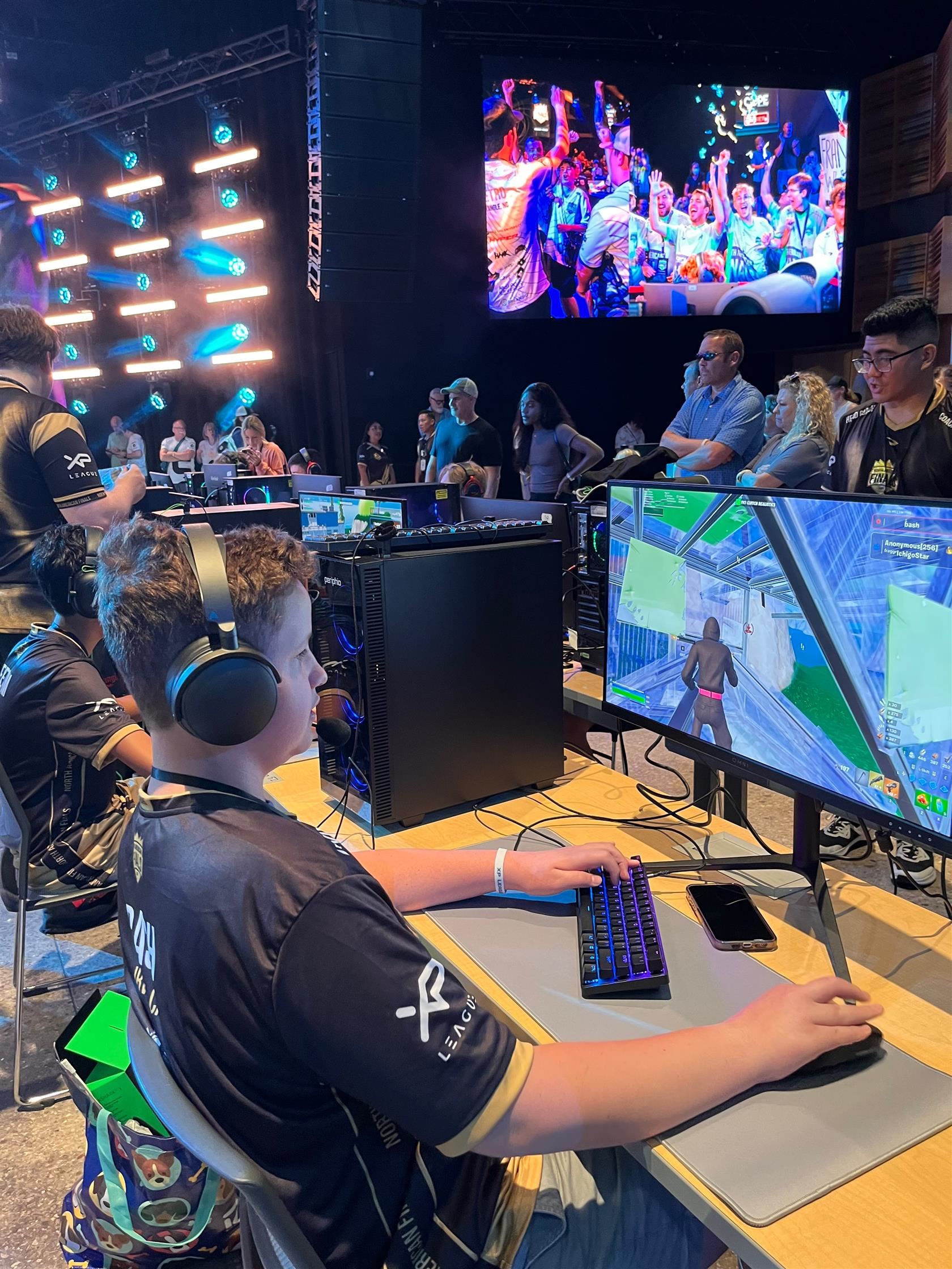  E-Sports Boy